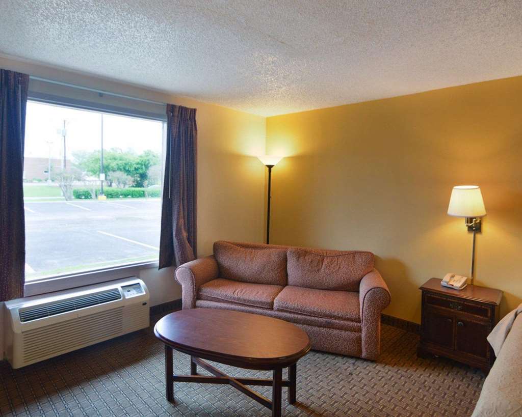 Quality Inn Gainesville Bilik gambar